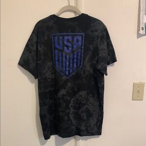 ⚡️Men’s Nike USA soccer tee!